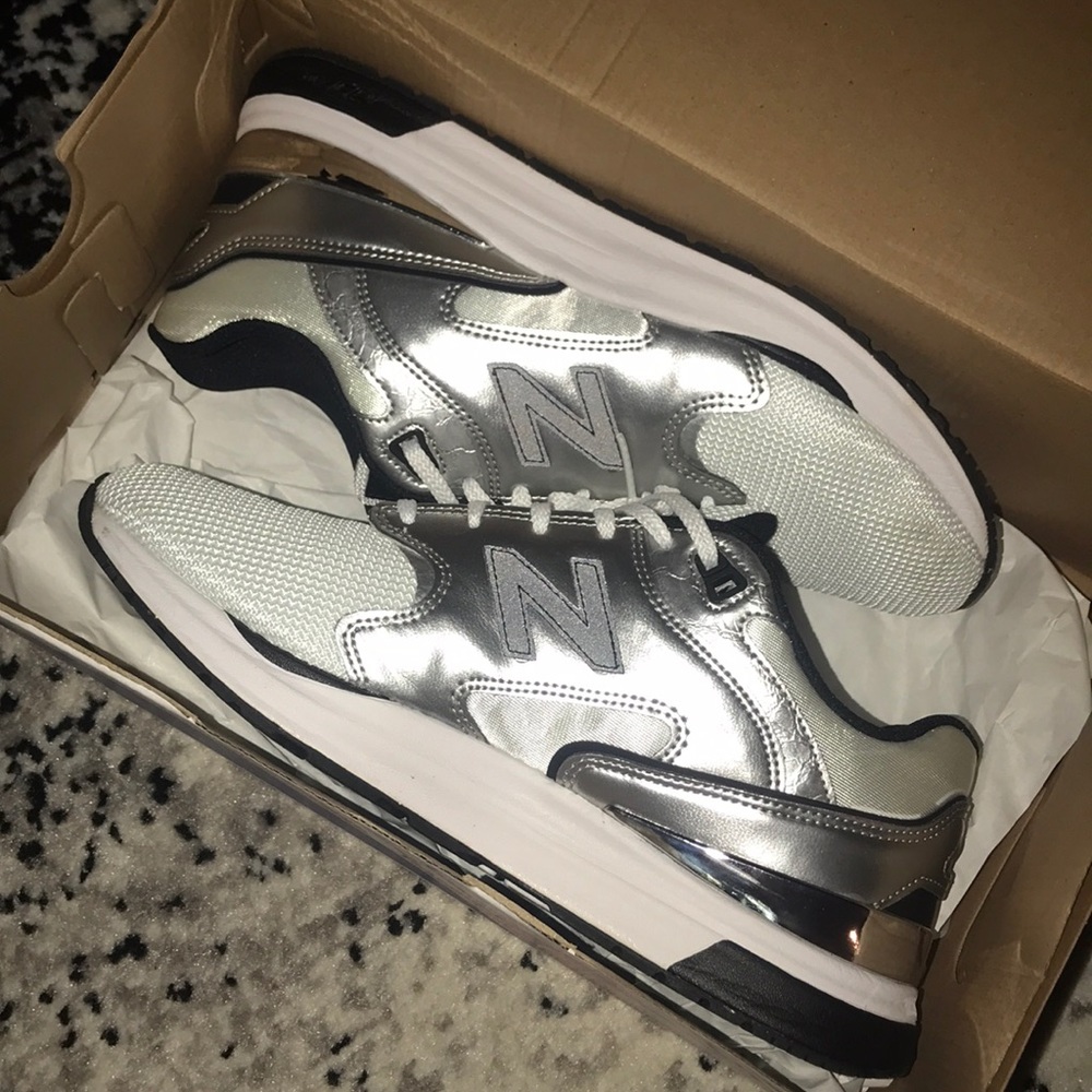 Women’s New Balance 550